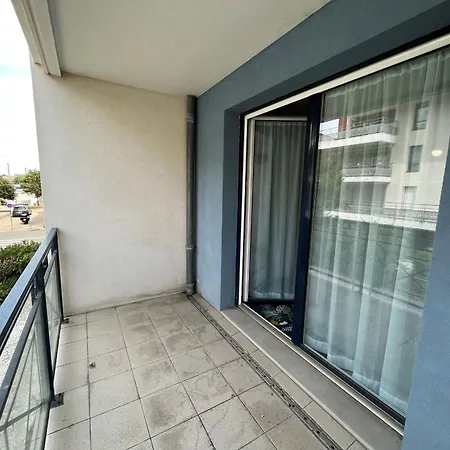 1 Chambre, Garage, Proche Et Centre, 2 Etoiles, Sables-d'olonne - Fr-1-197-583 Les Sables-d'Olonne