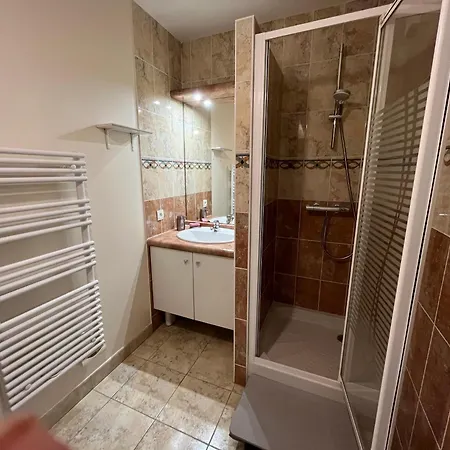 Apartment 1 Chambre, Garage, Proche Et Centre, 2 Etoiles, Sables-d'olonne - Fr-1-197-583 Les Sables-d'Olonne